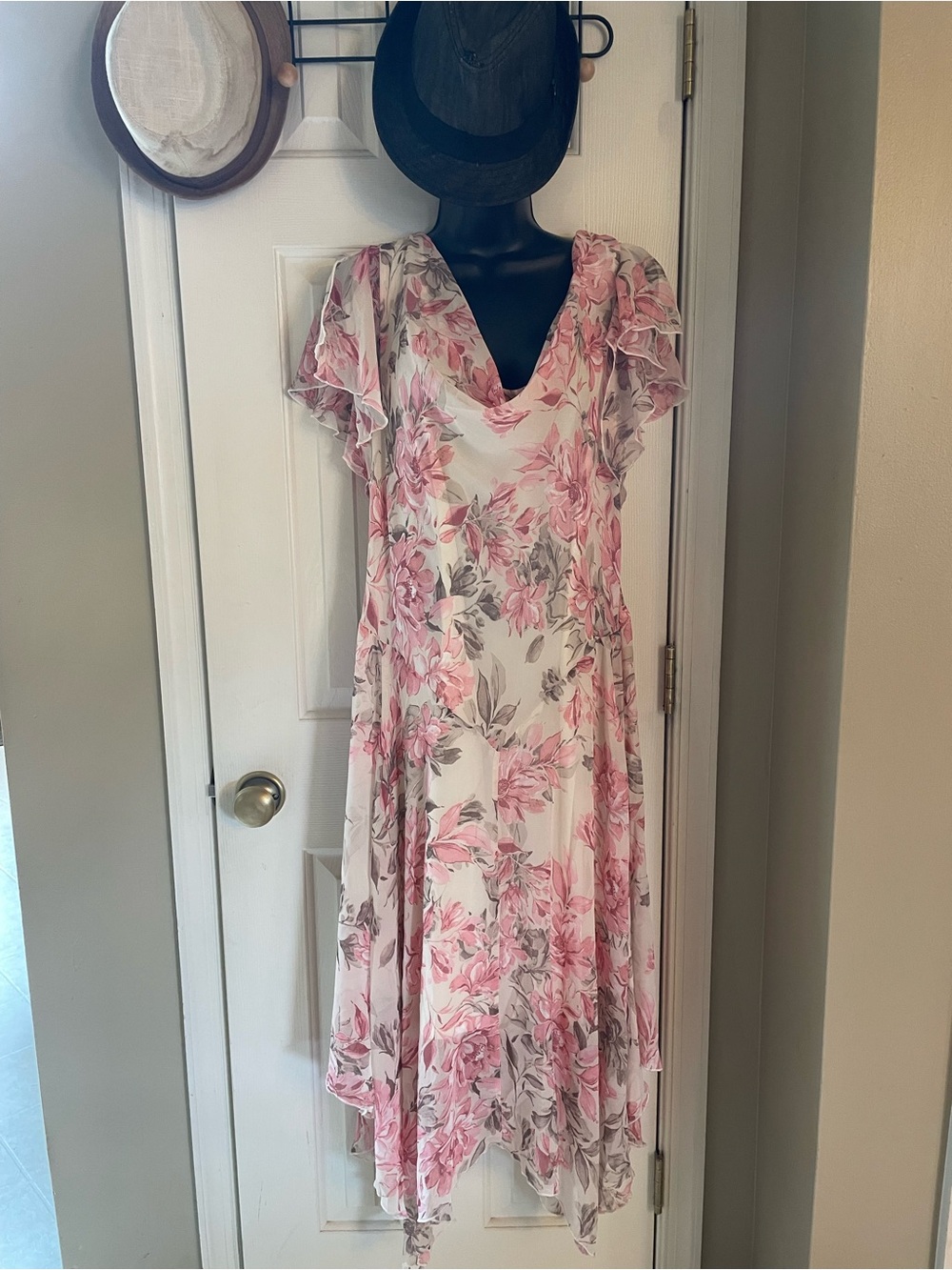 Floral Pink V-Neck Flutter Sleeve Dress